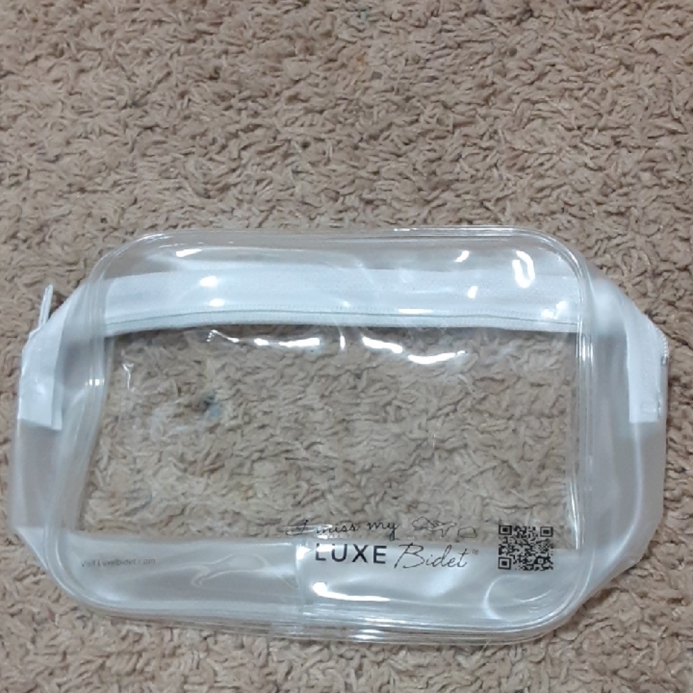 Luxe Bidet Toiletrie Bag
